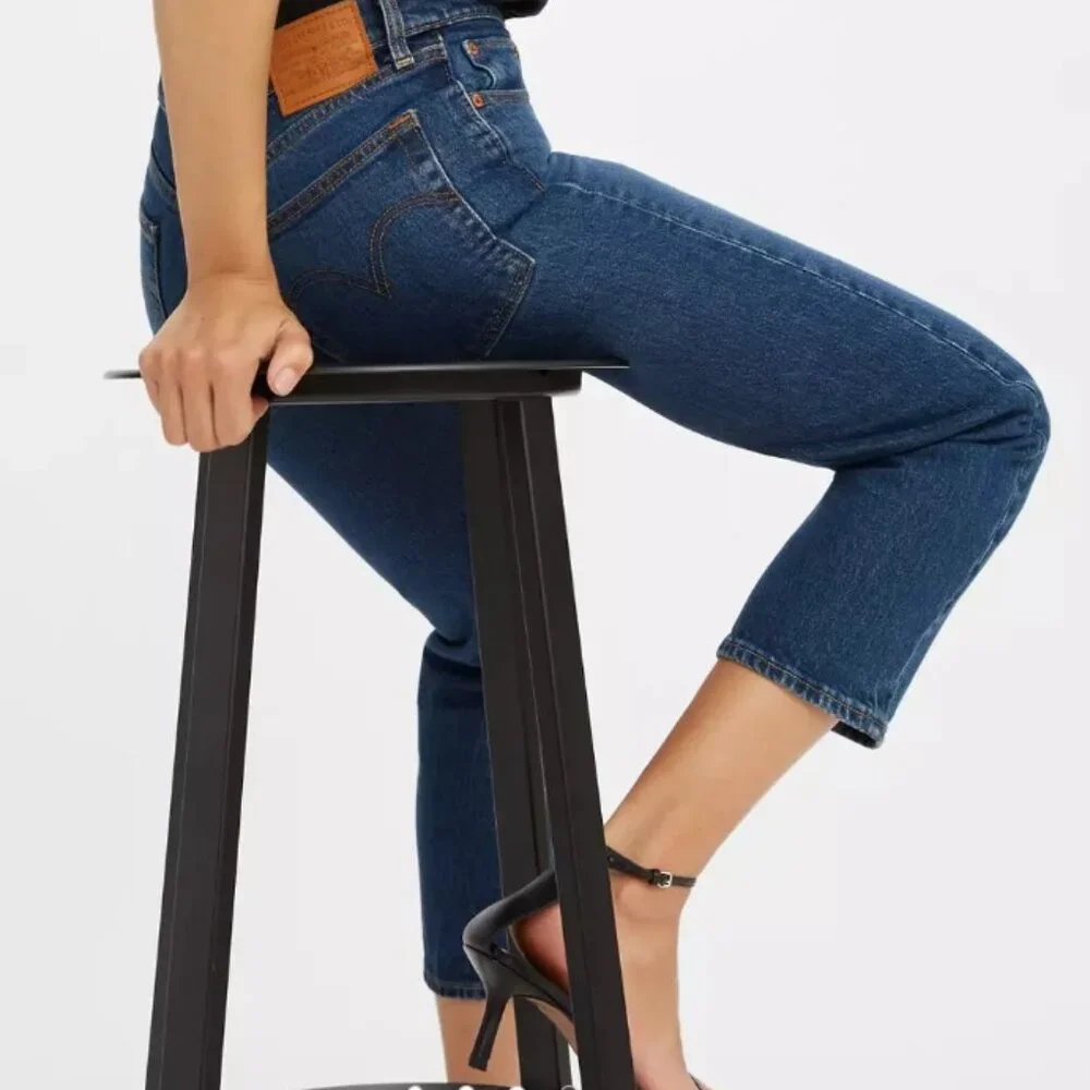 Levi's - Picture 7 of 7